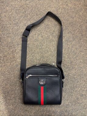 Gucci Black Leather Messenger Bag with Green and Red Web Stripe